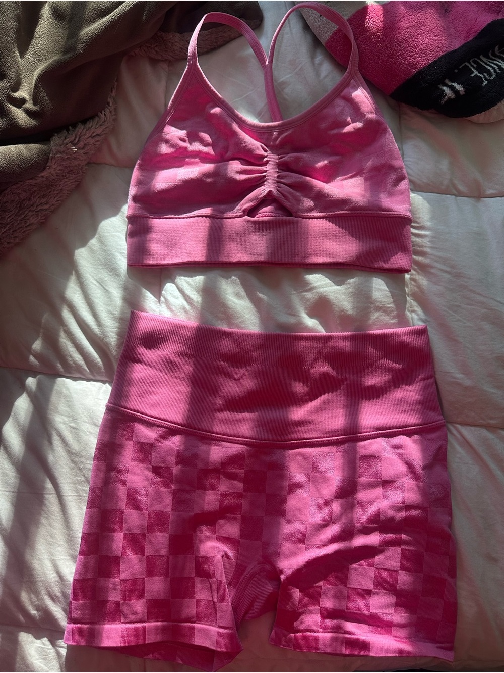 Pink workout checkered seamless set
